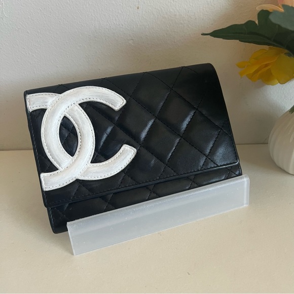CHANEL Handbags - ❗️Sold ❗️Authentic Chanel wallet🩷❤️